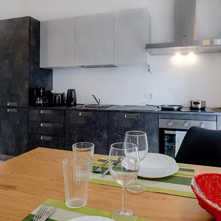 Casa Quadrifoglio - Valgrande Daire